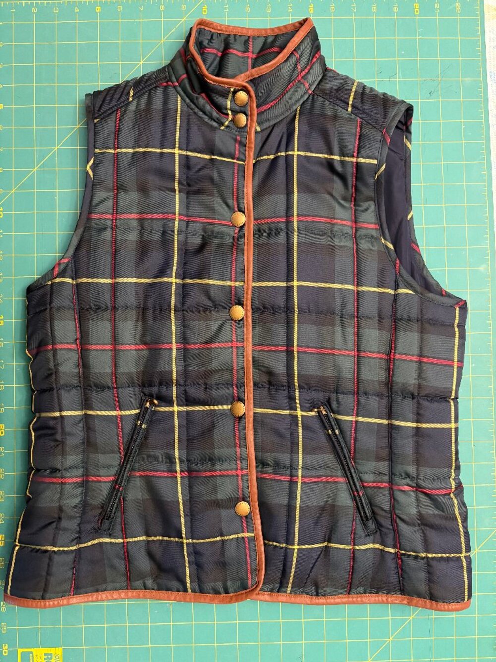 Ralph Lauren Women’s Quilted Tartan Vest w/ Leather Trim (Medium)